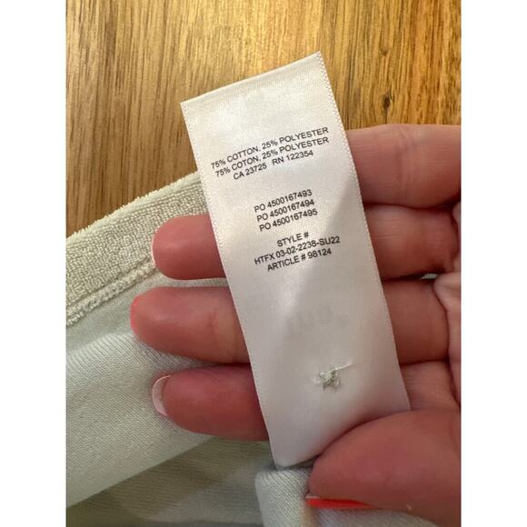 Aritzia TNA Terrycloth short sleeve button down Women’s shirt sz 2XS lt green - Picture 6 of 6